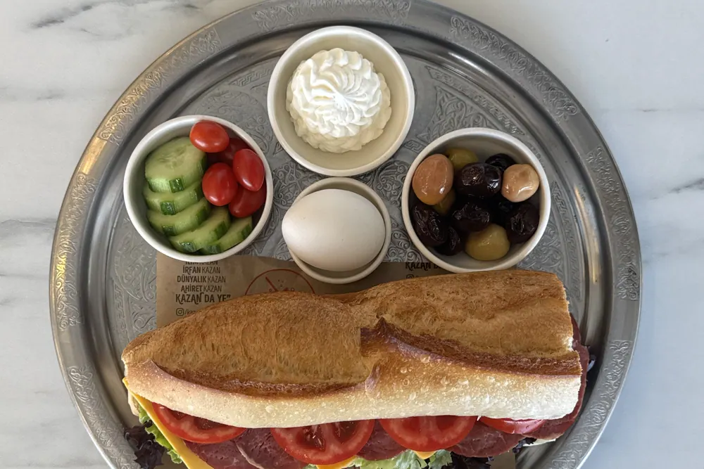 Baget Sandviç Kahvaltı — Kazan Dede Çorba, Ankara